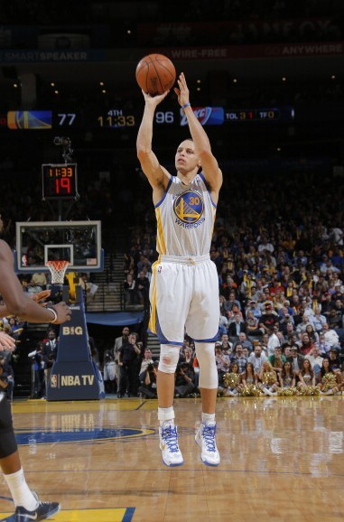 玉昆副总经理告别安德森：讲不出再见，这便是职业足球的规则（玉昆副总经理向安德森告别：难以说再见，这就是职业足球的规则）