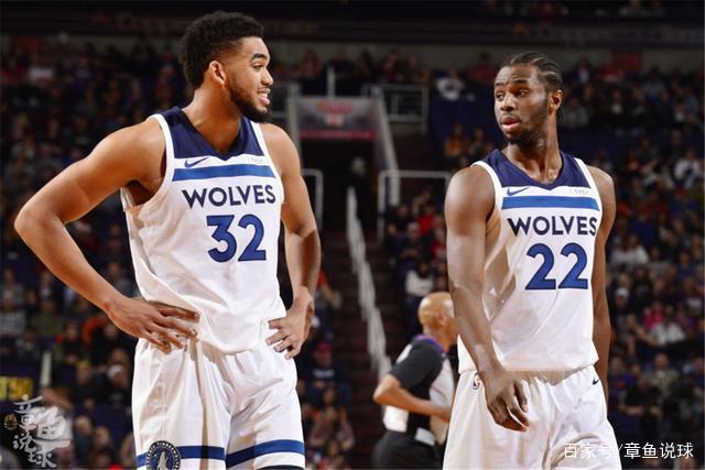 有望首发！曝萨拉赫与斯洛特关系缓和 他将回归利物浦阵容（萨拉赫与斯洛特关系回暖，或将首发回归利物浦阵容）